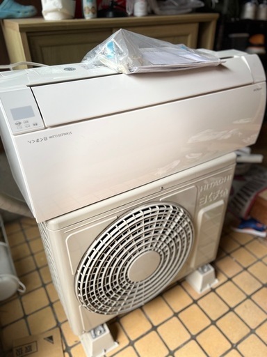 2022年製。日立エアコン