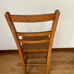 アンティークチェアの画像