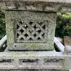 石燈籠の画像