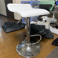 バーカウンター用のイス　差し上げます。