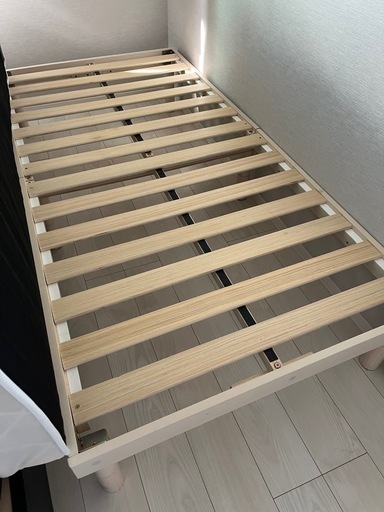 シングルベッドマットレス付き