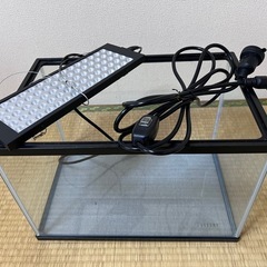 メダカ　
水槽　LEDランプ　防水コード