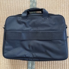 パソコン入れバックの画像