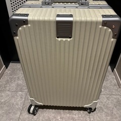 キャリーケース【お譲り先決定】