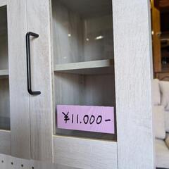 美品！ 食器棚の画像