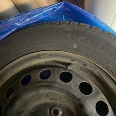 車のパーツ タイヤ、ホイールの画像