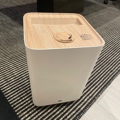 加湿器(アロマオイル対応)