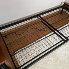 新品未使用シングルベッド
の画像