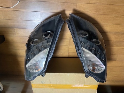 z33    ヘッドライト