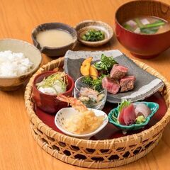 眺望抜群カレッタ汐留46階☆12/14(土) ☆40代50代メイ...