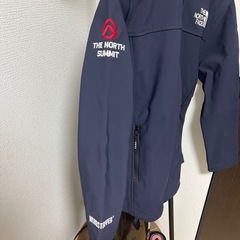 【新品】The North Face ウィンドブレーカー マウンテンパーカーの画像
