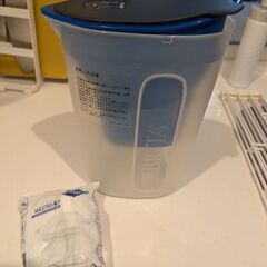 無料！先着優先。ブリタ浄水ポット+浄水フィルタ(未開封)