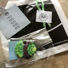ハンドメイド　とろみブローチ
