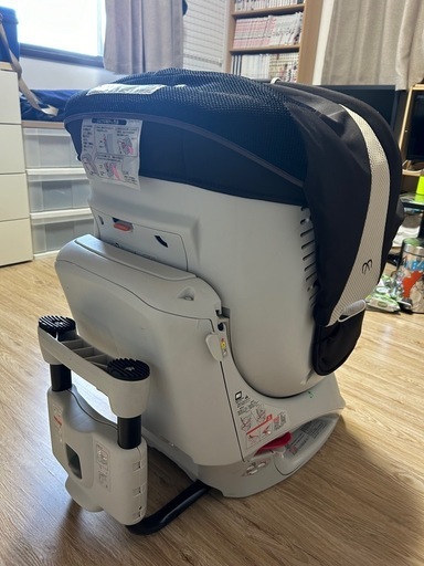 AILEBEBEチャイルドシート