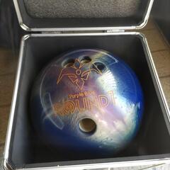 ボーリングの玉の画像