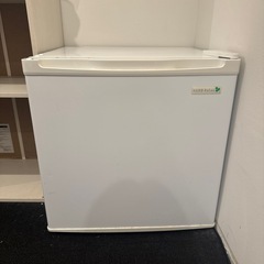 小型冷蔵庫の画像