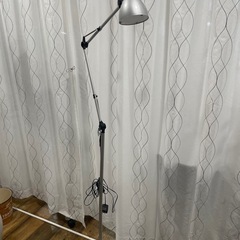 【取引中】フロアライト