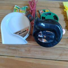 　　　ホーンとセンターキャップの画像