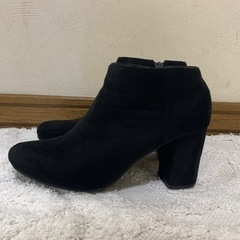 レディースブーツです 黒の画像