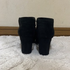レディースブーツです 黒の画像