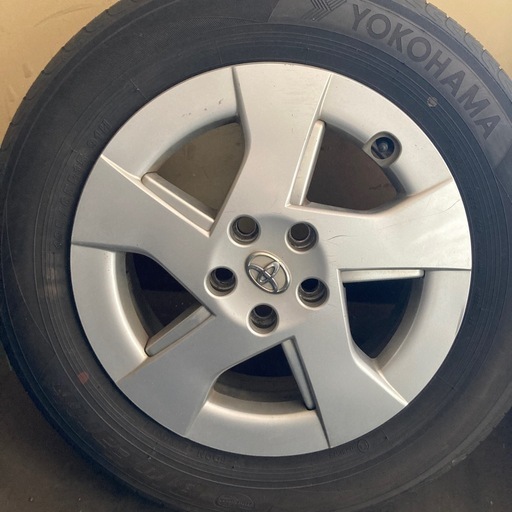 プリウス純正ホイール