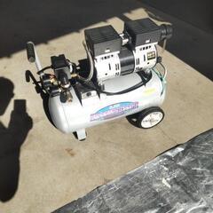 【取引中】エアコンプレッサー