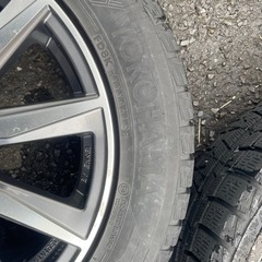 スタットレスタイヤ【205/55R16】の画像