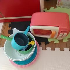 子供用のままごと道具一式の画像