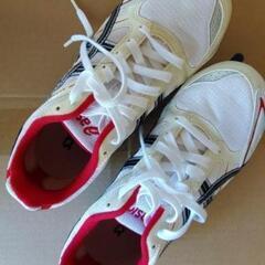ASICS 陸上用スパイクシューズ