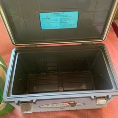 クーラーボックス２つの画像