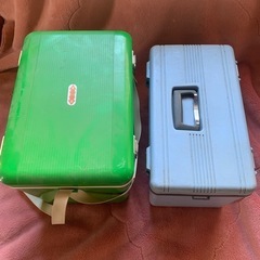 クーラーボックス２つ