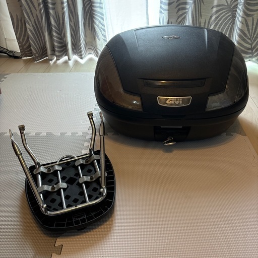 バイク用　giviリアキャリア