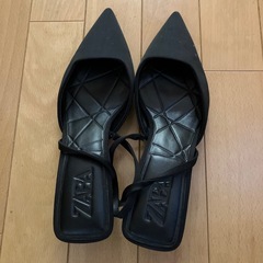 取置き中、サンダル　ZARA