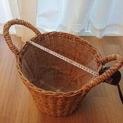 新品同様 編み籠タイプ 植木鉢の画像