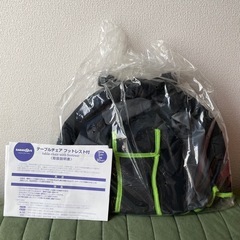 【未使用】テーブルチェア　トイザらス　ベビーザらス　フットレスト付の画像