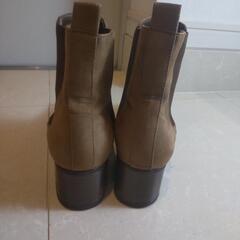ショートブーツ　茶色　GAPの画像