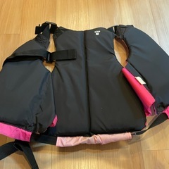 ヘレイワホ ライフジャケット　女児から女性も着用できます。の画像