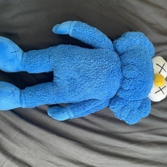 KAWS カウズ　レプリカ　ぬいぐるみ　3体の画像