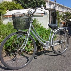 ブリジストン　２６インチのママチャリです。前タイヤ新品、内装３段...
