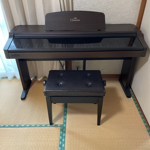 電子ピアノ