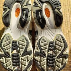 Mizuno スニーカー 26の画像