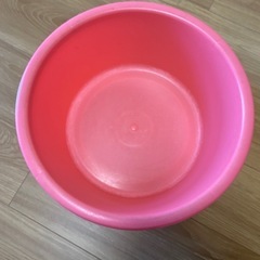 プラスチック製タライの画像