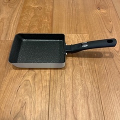 【ほぼ新品】ニトリ　IHガス火兼用　卵焼き器