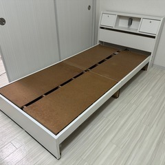 シングルベットフレーム