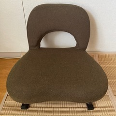 【今月末までの出品】ダークブラウン  高さのある  座椅子