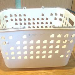 プラスチック バスケット 洗濯かご 白