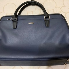 テットオム　ビジネスバッグ　ブリーフケース