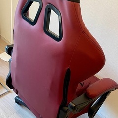 ゲーミングチェアの画像