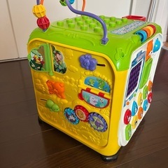 Vtech バイリンガル楽しさMAX！究極のABCビッグキューブ (トイザらス限定)の画像