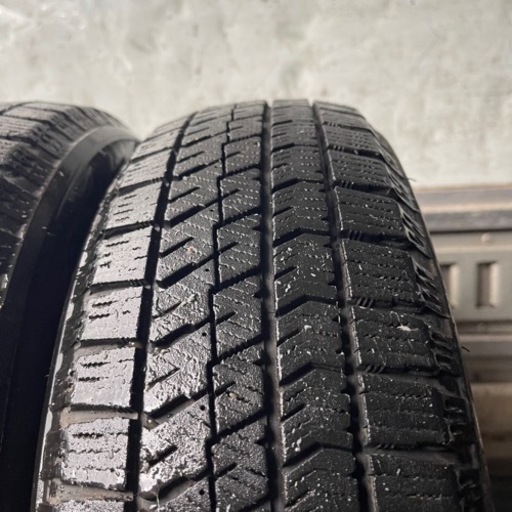 バリ山　BRIDGESTONE ブリヂストン　ブリジストン　VRX2 165/60R15 スタッドレス　タイヤ　2021年製　15イン